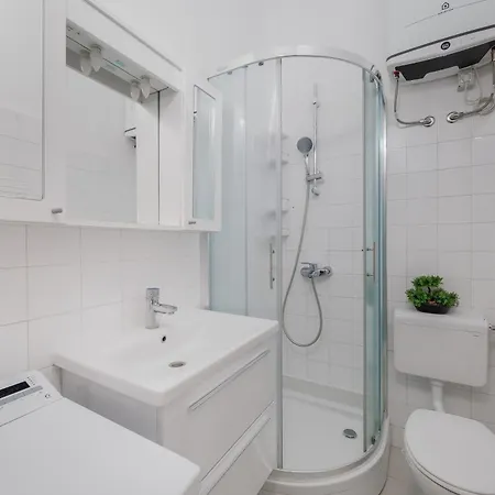 A4 Sea View Antonia Appartement *