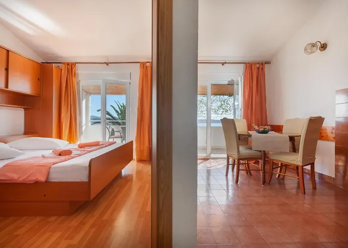 Apartment A4 Sea View Antonia